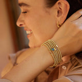 von Céline geborenes Bergdorf